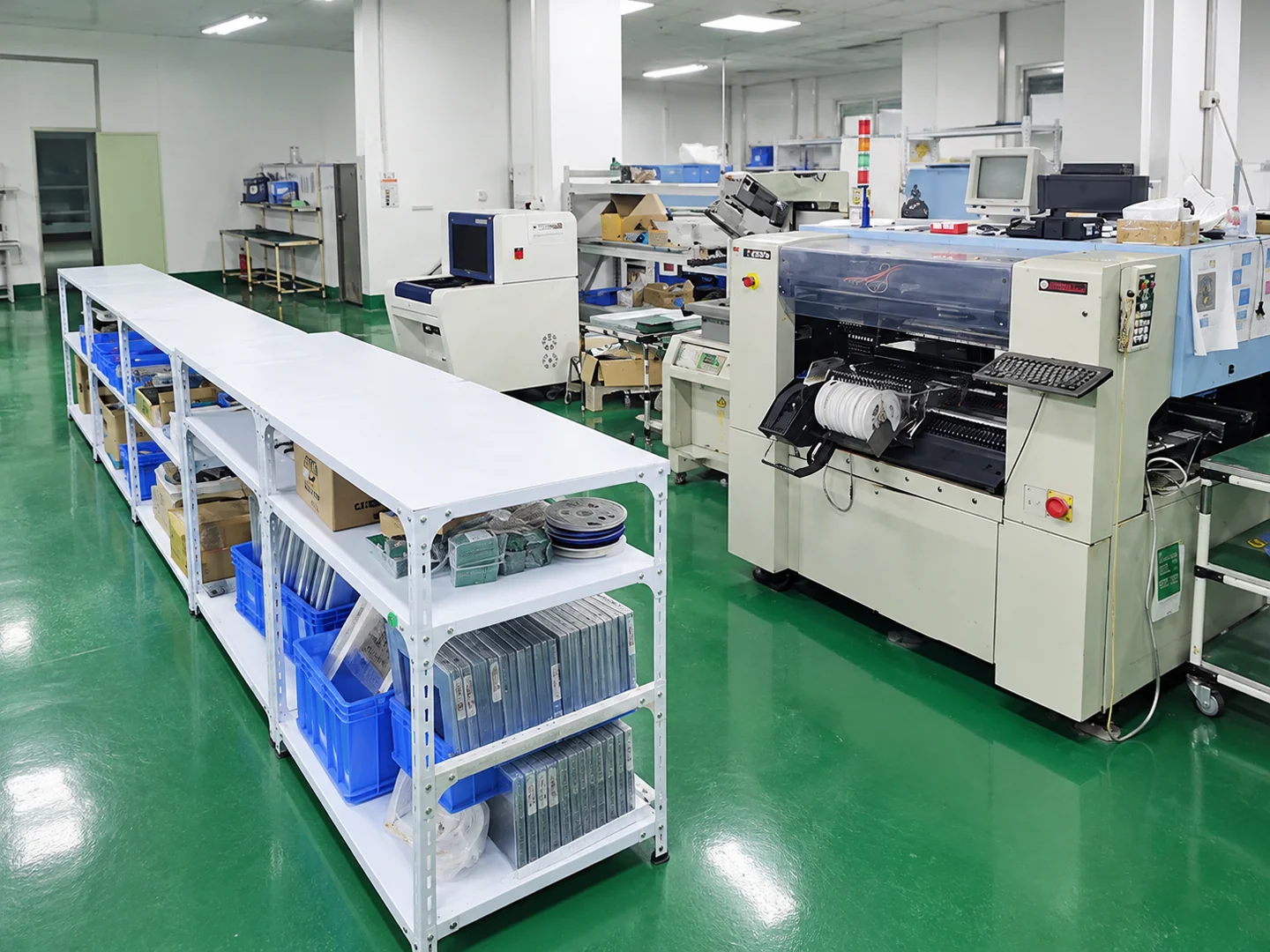 Electronics assembly equipment with a placement machine and conveyor